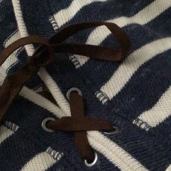 CHAPS River Path Tie Front Striped Long Sleeve Henley NEW - Picture 5 of 10